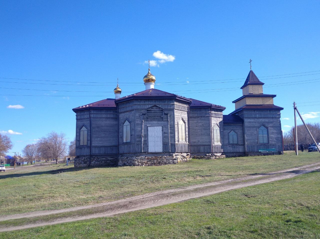 Золотые купола храма засияли над Адоевщиной.