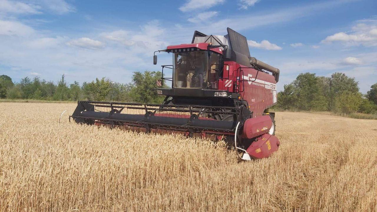 В Радищевском районе дан старт уборочной кампании.