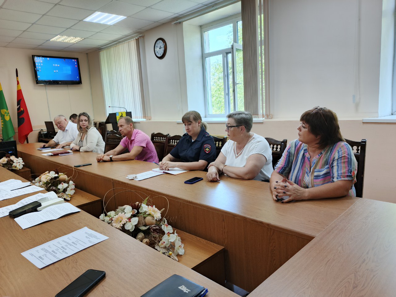 10 июня 2025 года прошло очередное заседание межведомственной комиссии по противодействию коррупции в МО «Радищевский район»..