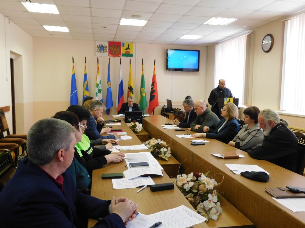 Национальное спокойствие и соблюдение законов.