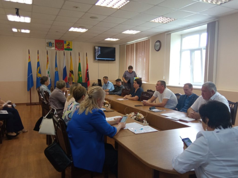 25.06.2024 в Администрации муниципального образования «Радищевский район» Ульяновской области под председательством Чембаровой Л.И. прошло очередное заседание Межведомственной комиссии по противодействию коррупции в муниципальном образовании «Радищевский. 25.06.2024 в Администрации муниципального образования «Радищевский район» Ульяновской области под председательством Чембаровой Л.И. прошло очередное заседание Межведомственной комиссии по противодействию коррупции в муниципальном образовании «Радищевский.