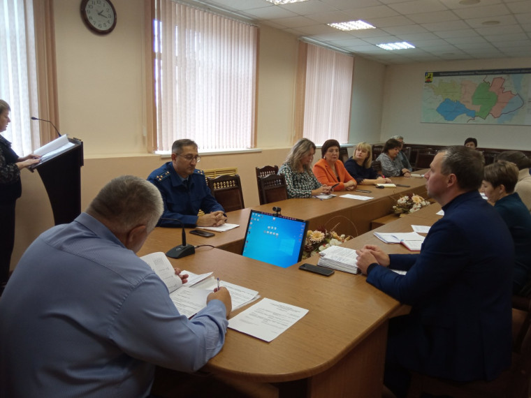 29.10.2024 в Администрации МО «Радищевский район» состоялось заседание межведомственной комиссии по противодействию коррупции. 29.10.2024 в Администрации МО «Радищевский район» состоялось заседание межведомственной комиссии по противодействию коррупции.