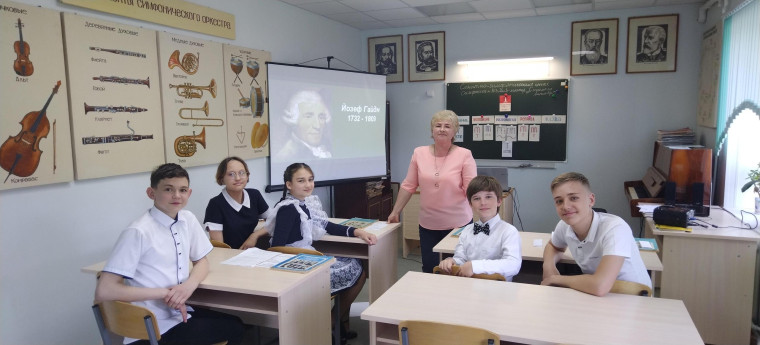 Елена Васильева стала победителем регионального конкурса профессионального мастерства . Елена Васильева стала победителем регионального конкурса профессионального мастерства .
